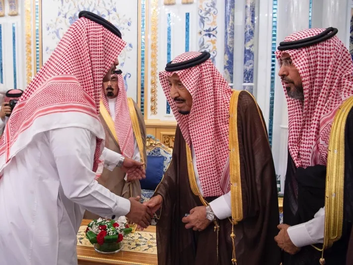 خادم الحرمين وولي العهد يستقبلان أسرة الفقيد "الفغم"