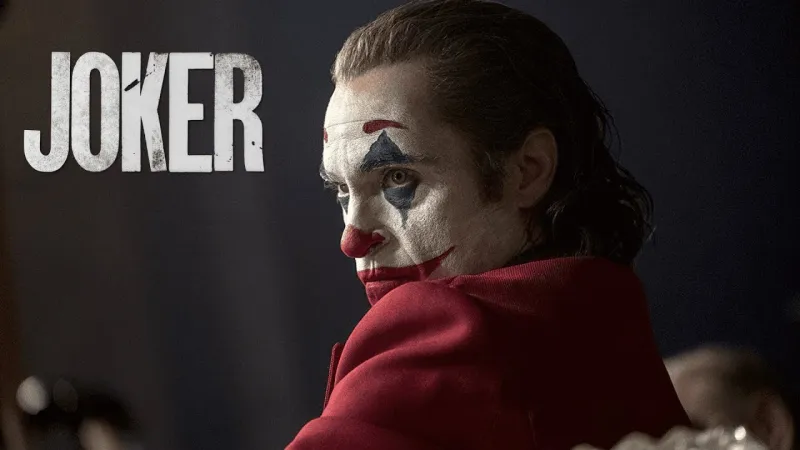 قصة فيلم الجوكر "Joker" .. كيف اكتسب "قاتل الأبرياء" تعاطف المشاهدين في الجزء الأخير؟