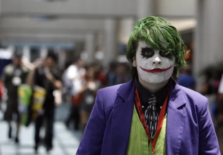 قصة فيلم الجوكر "Joker" .. كيف اكتسب "قاتل الأبرياء" تعاطف المشاهدين في الجزء الأخير؟