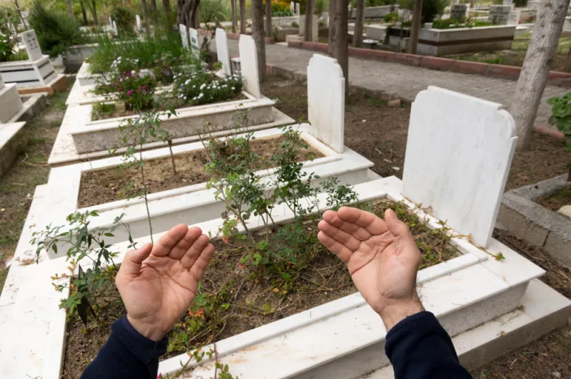 هل خشيت يوماً من أن تُدفن وأنت في غيبوبة؟