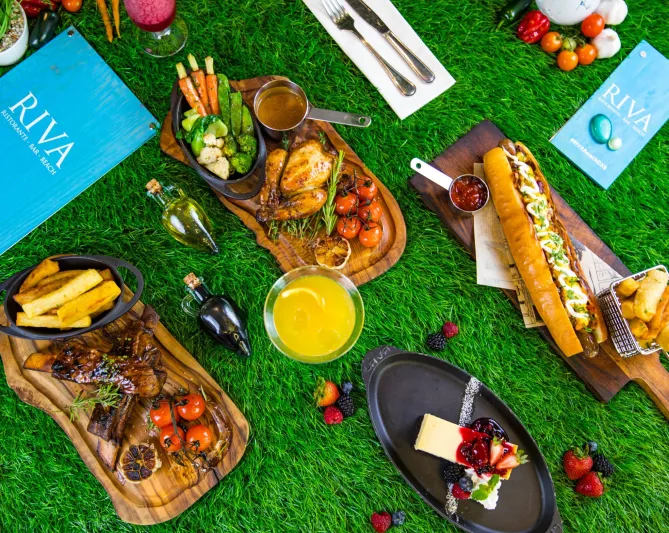 مطعم ريفا الشاطئي يعلن عن عرض البرانش الجديد