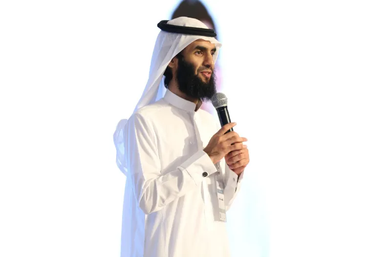 سعودي أكبر مؤثر تقني في الإعلام الرقمي عالميًا (فيديو)