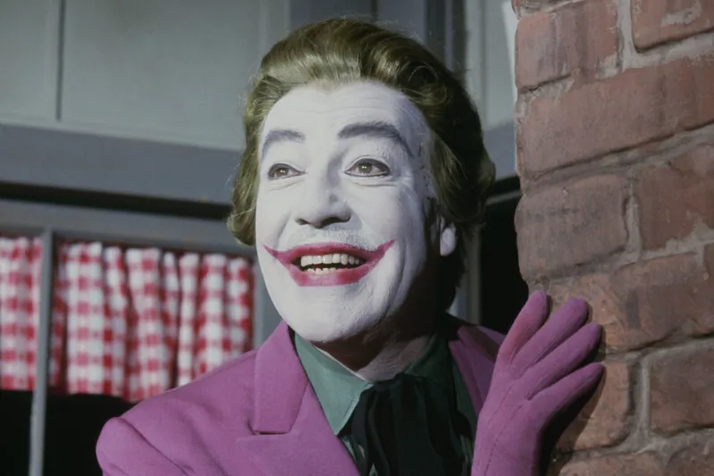 هل خواكين فينكس أفضل من قدم شخصية الجوكر؟