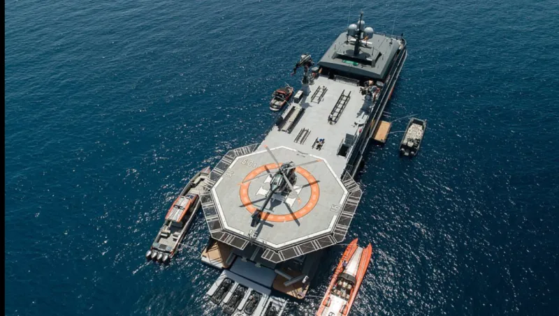 للأثرياء فقط.. يخت فاخر بمروحية وغواصة لتجربة استثنائية في عالم البحار