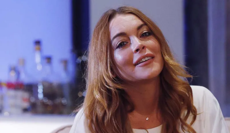 علاقتها بالإسلام والشرق الأوسط.. كل ما تريد أن تعرفه عن الممثلة ليندسي لوهان