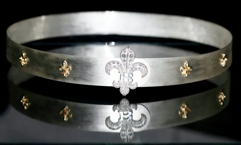يتجاوز سعره 70 ألف دولار.. حزام فاخر مرصع بالذهب والألماس للأثرياء 