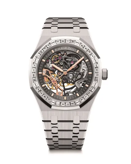 نصائح لارتداء الساعة المفتوحة الميناء؟