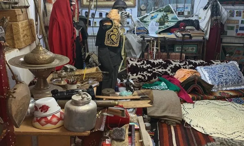 قطع تصل لـ 2000 عام.. معرض سعودي فريد من نوعه في الجموم (صور)