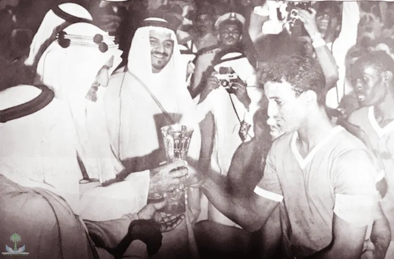 عائلة أبو داوود التجارية: من تجارة التجزئة البسيطة إلى 130 منشأة و 4 آلاف موظف