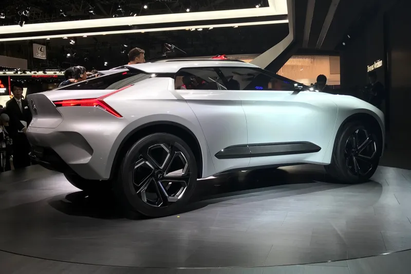 «e-EVOLUTION» أسرع سيارة كهربائية في العالم (فيديو)