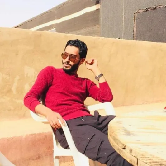 حقيقة رقص شاب عربي وسائحة في مدائن صالح بالعلا «فيديو»