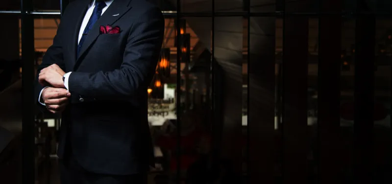  لتبدو بأفضل طلة.. كيف تشتري بدلة رسمية من الإنترنت؟