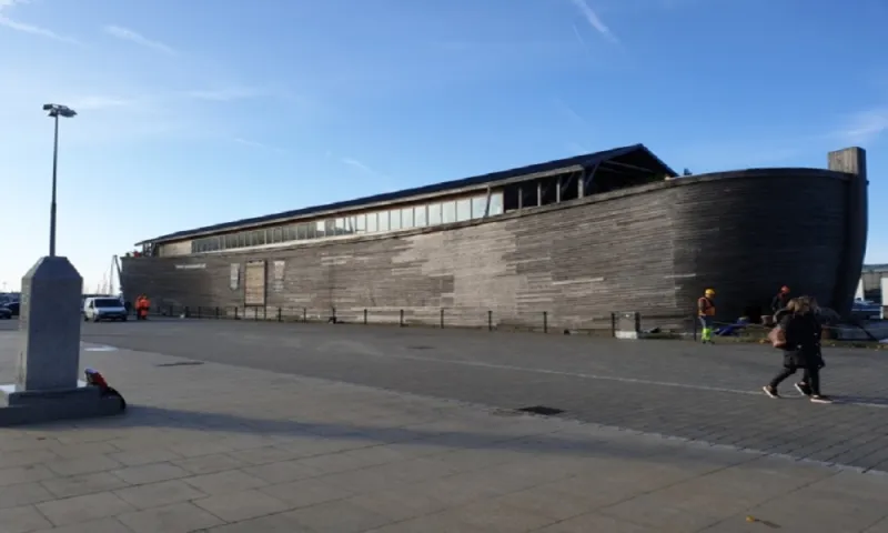 «صنعتها لفهم ثقافات الغير».. قصة نموذج ومتحف سفينة نوح على شاطئ إبسويتش الإنجليزية «فيديو»