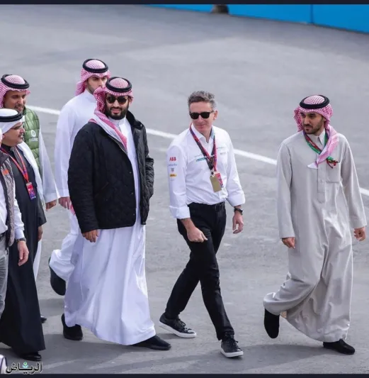 الأمير محمد بن سلمان يشهد انطلاق أول جولة لـ «إيه بي بي فورمولا إي» «صور»