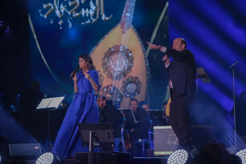 الفنان راشد الماجد يتألق حضوراً وأداءً ويطرب جمهور الرياض في ليلة «السندباد»