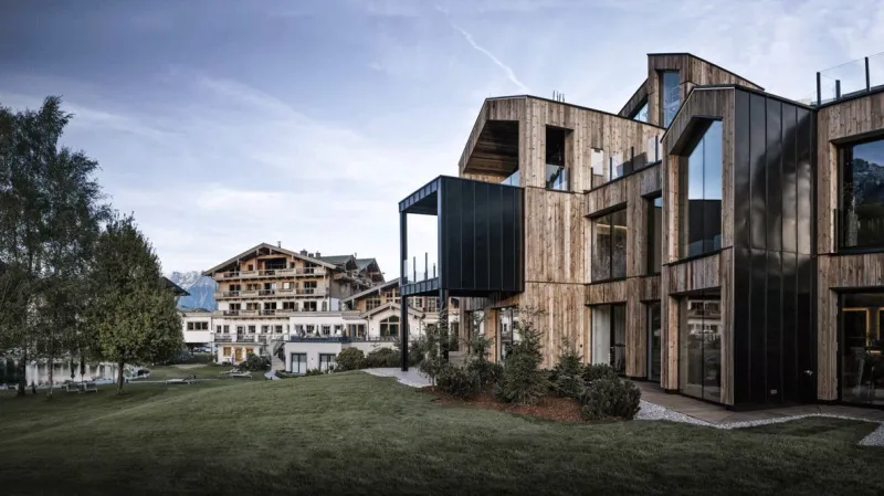 هل ترغب في دليل لأفخم الفنادق والمنتجعات حول العالم؟ .. إليك ما تبحث عنه