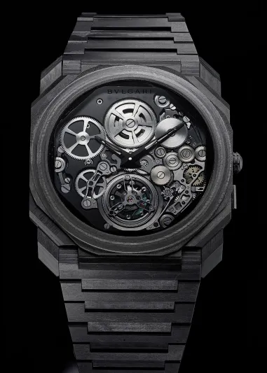 عالم الساعات بولغاري.. كيف بدأت تجربتها وما سر نجاحها؟