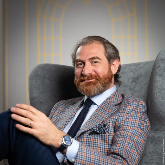 عالم الساعات بولغاري.. كيف بدأت تجربتها وما سر نجاحها؟