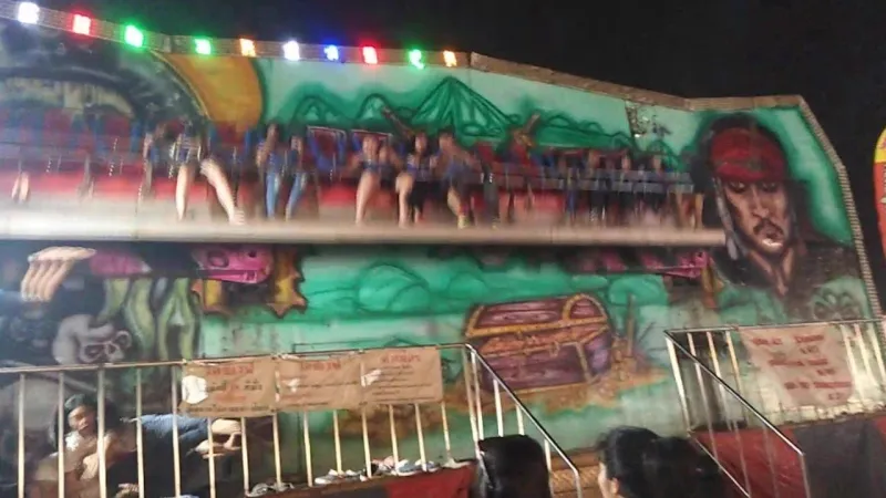 هل تُدمن ألعاب الملاهي الخطرة؟ .. فيديو مرعب من تايلاند سيعيد تفكيرك