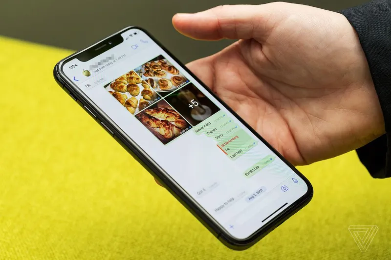 خبراء التكنولوجيا يحذرون مجددا.. «واتساب الذهبي» ينتهك خصوصيتك !