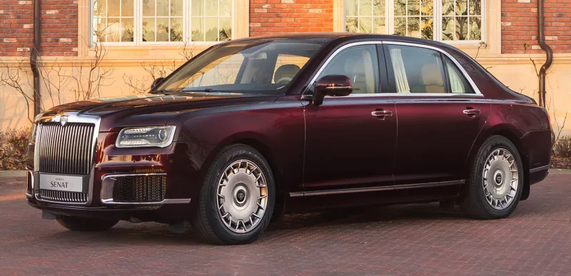 هل تُعجبك سيارة بوتين الرئاسية المكشوفة؟ .. تصميمها مسروق من «رولز رويس»