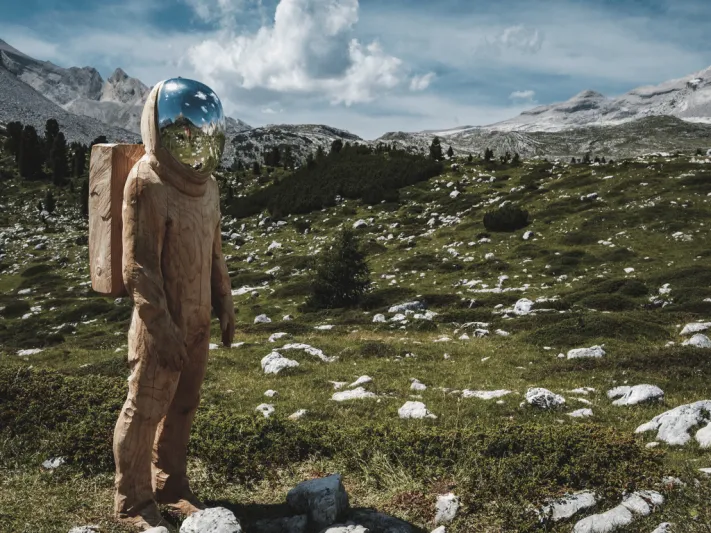 أكثر الجزر رعباً في العالم .. براكين وثعابين وأسماك القرش تنتظر الزائرين