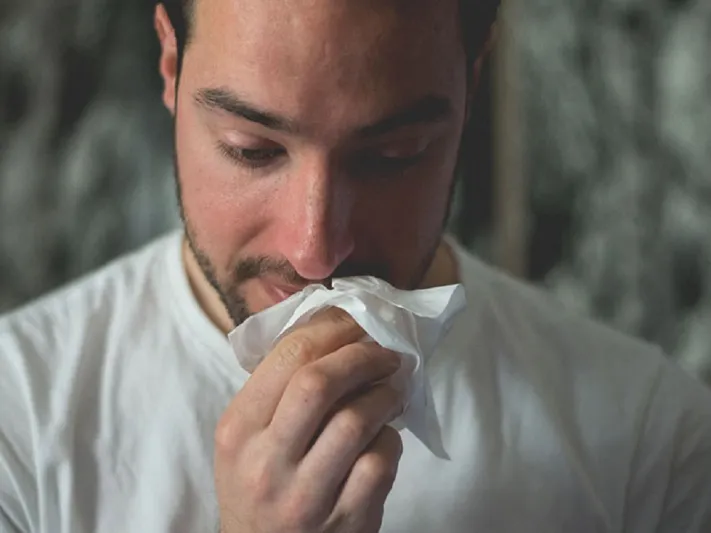 الحساسية تهدّدكم في الخريف أيضاً.. هكذا تتجنبونها