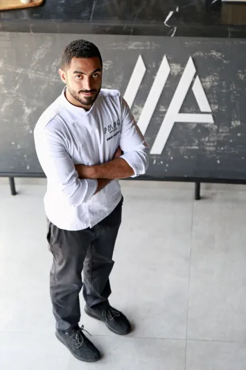 الشيف عمار البركاتي: سافرت امريكا لدراسة الطب فعدت بشهادة شيف 