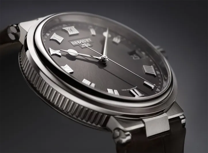 بريغيه تطلق مجموعة ساعات مارين الفريدة بتصاميمها الاستثنائية