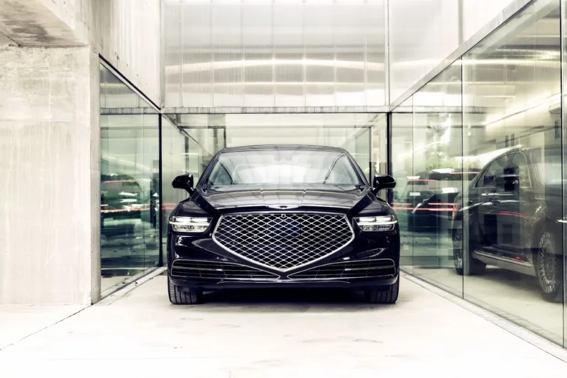 جينيسيس G90 سيارة تطوي معها المسافات بمتعة دون عناء