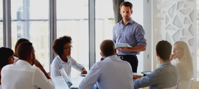 ما هي أسرار النجاح؟  يقدمها لك أكثر المديرين التنفيذيين قوة وتأثيراً