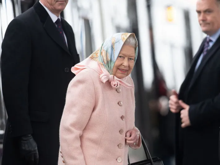  بعد نقله للمستشفى.. ما حقيقة الوضع الصحي للأمير فيليب ؟ «فيديو»