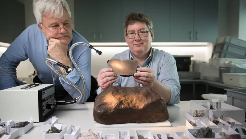 اكتشاف صخرة من 4 مليارات سنة وأغلى من الذهب.. تعرف على قصتها