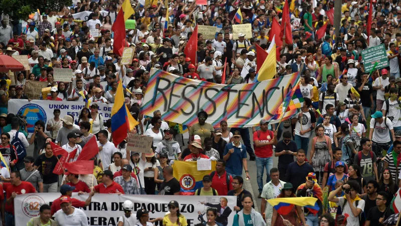 عزل ترامب وصفقة أوبر وكريم ومقتل البغدادي.. أبرز ما شهده العالم في 2019 (فيديو)