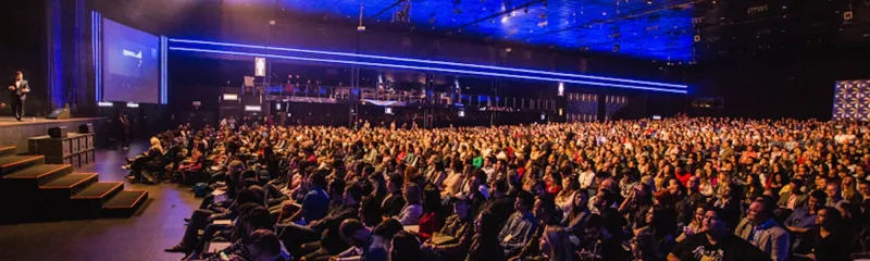 3 عناصر لا تتركها.. كيف تكسب انتباه جمهورك في العروض التقديمية