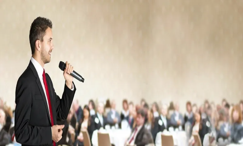 3 عناصر لا تتركها.. كيف تكسب انتباه جمهورك في العروض التقديمية