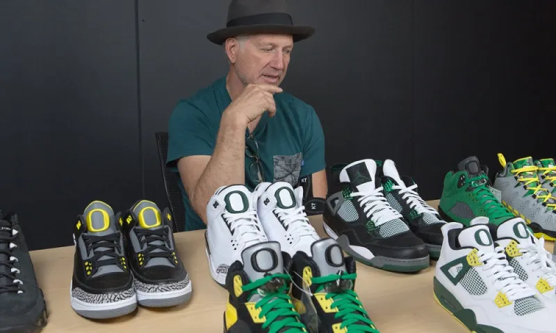 تينكر هاتفيلد.. قصة المهندس المعماري مبدع تصميم الأحذية