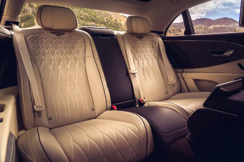 أسرع بنتلي ليموزين تدخل الأسواق خلال 2020..«فلاينغ سبير» تجمع بين الإنجاز والفخامة 