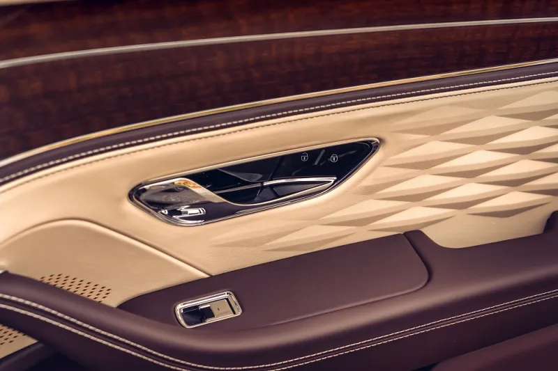 أسرع بنتلي ليموزين تدخل الأسواق خلال 2020..«فلاينغ سبير» تجمع بين الإنجاز والفخامة 