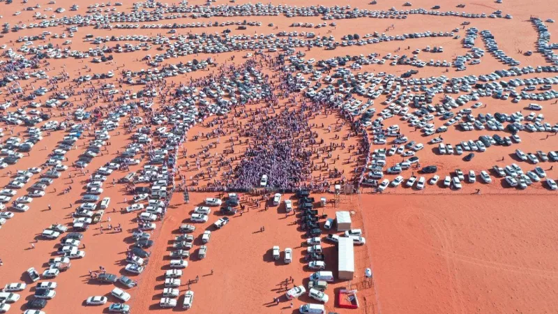 فيديو وصور| تخلله أحداث غير مسبوقة.. كل ما تود معرفته عن مهرجان الملك عبد العزيز للإبل