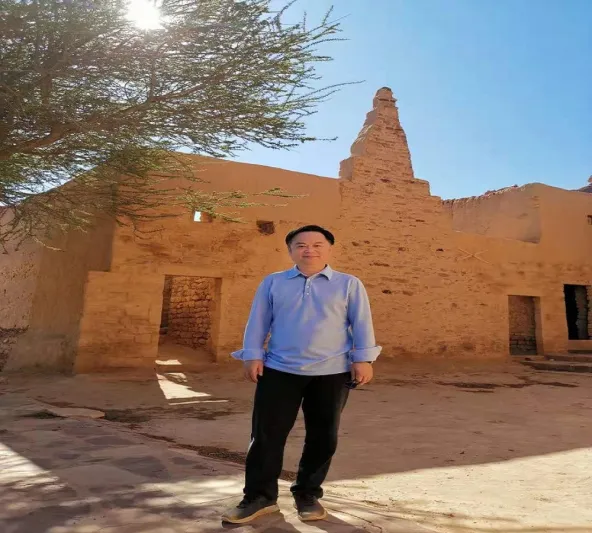 كيف أبهرت محافظة العلا السفير الصيني عند زيارته لها ؟