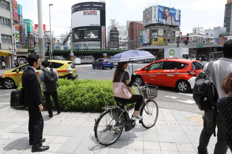 بعضهم ينام داخلها.. أغرب استخدامات اليابانيين للسيارات المستأجرة