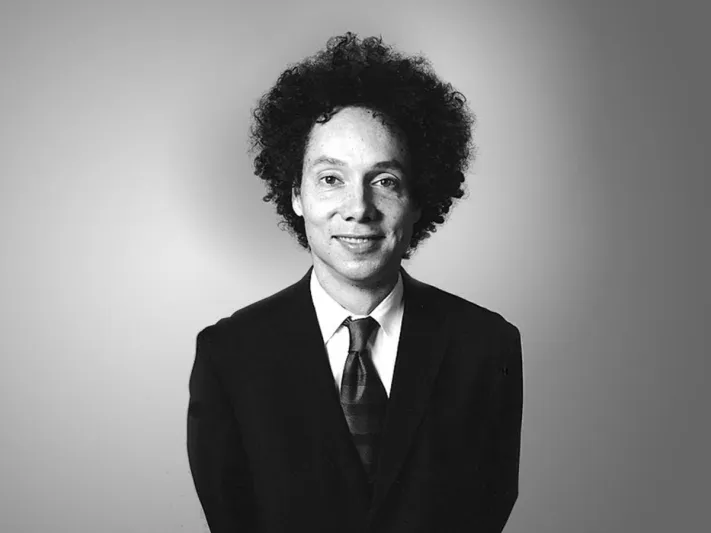 «كتاب اليوم».. كيف تكون استثنائياً على طريقة مالكوم جلادويل؟