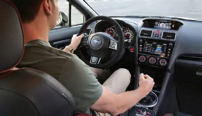 بخطوات بسيطة.. كيف تصبح قائدا أفضل للسيارات؟