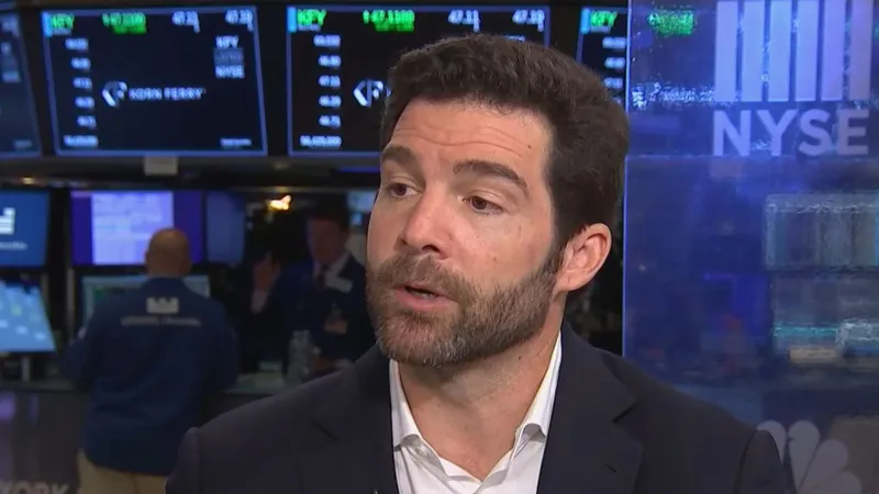 بعد 11 عاما رئيسا تنفيذيا لشركة لينكد إن.. جيف واينر يستقيل من منصبه