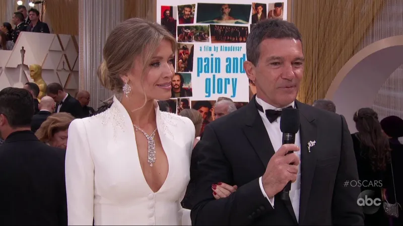 «ما بين البساطة والجرأة»..  أجمل إطلالات النجوم في حفل توزيع جوائز الأوسكار