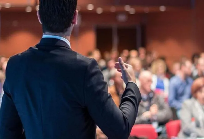  شعلة تشاؤم وطاقة سلبية.. دليلك للتعامل مع «الإرهابيين الساخرين»             