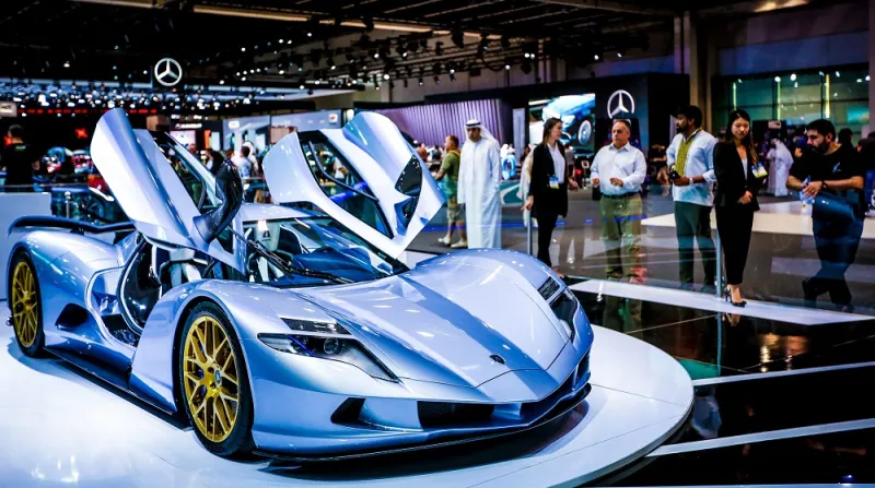 أهم سبع سيارات في معرضي دبي ولوس أنجليس: حينما تتألق التكنولوجيا في سوق خاملة