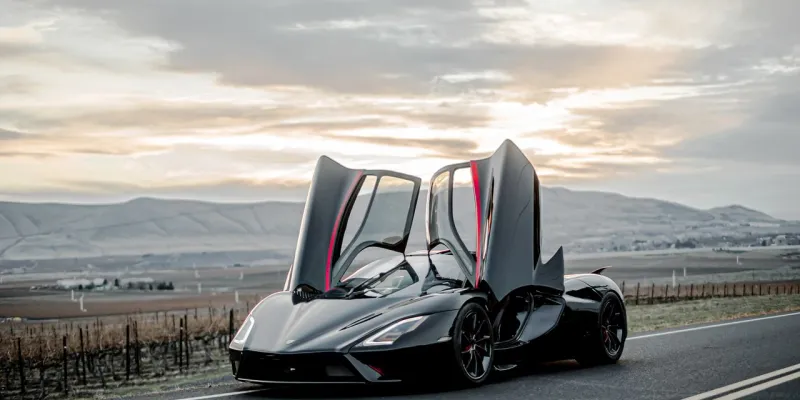  بنسخ محدودة..شركة أمريكية تطلق أسرع سيارة في العالم (فيديو)