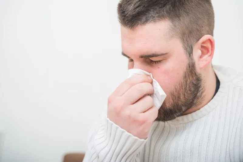 أسباب الرعاف وعلاجه.. متى يكون خطيرا؟